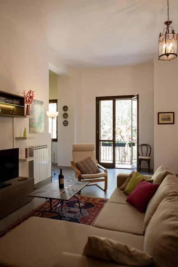 Xirba - In The Heart Of Historic Centre Apartment Palermo