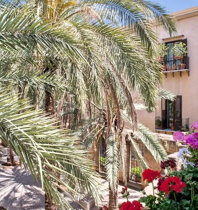 Апартаменты Xirba - In The Heart Of Historic Centre Палермо Италия